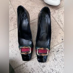 Gucci black patent leather heels, size 6 1/2